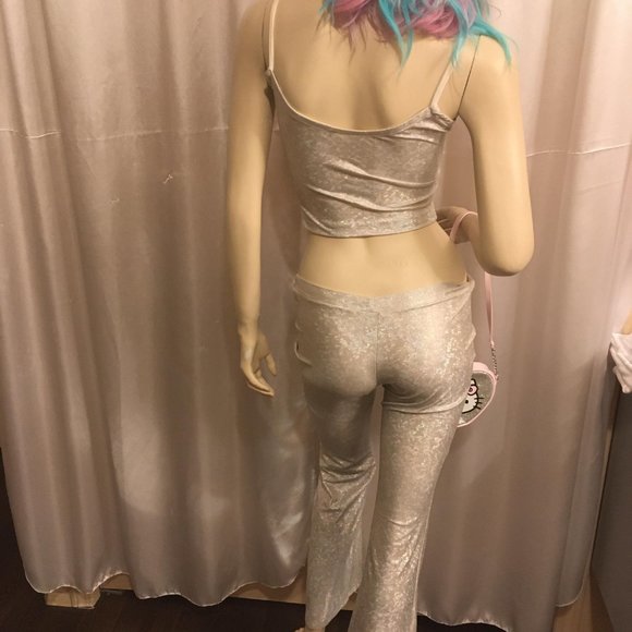 AMAZING vintage y2k custom my melody flare pants crop top and necklace set! - Picture 9 of 13
